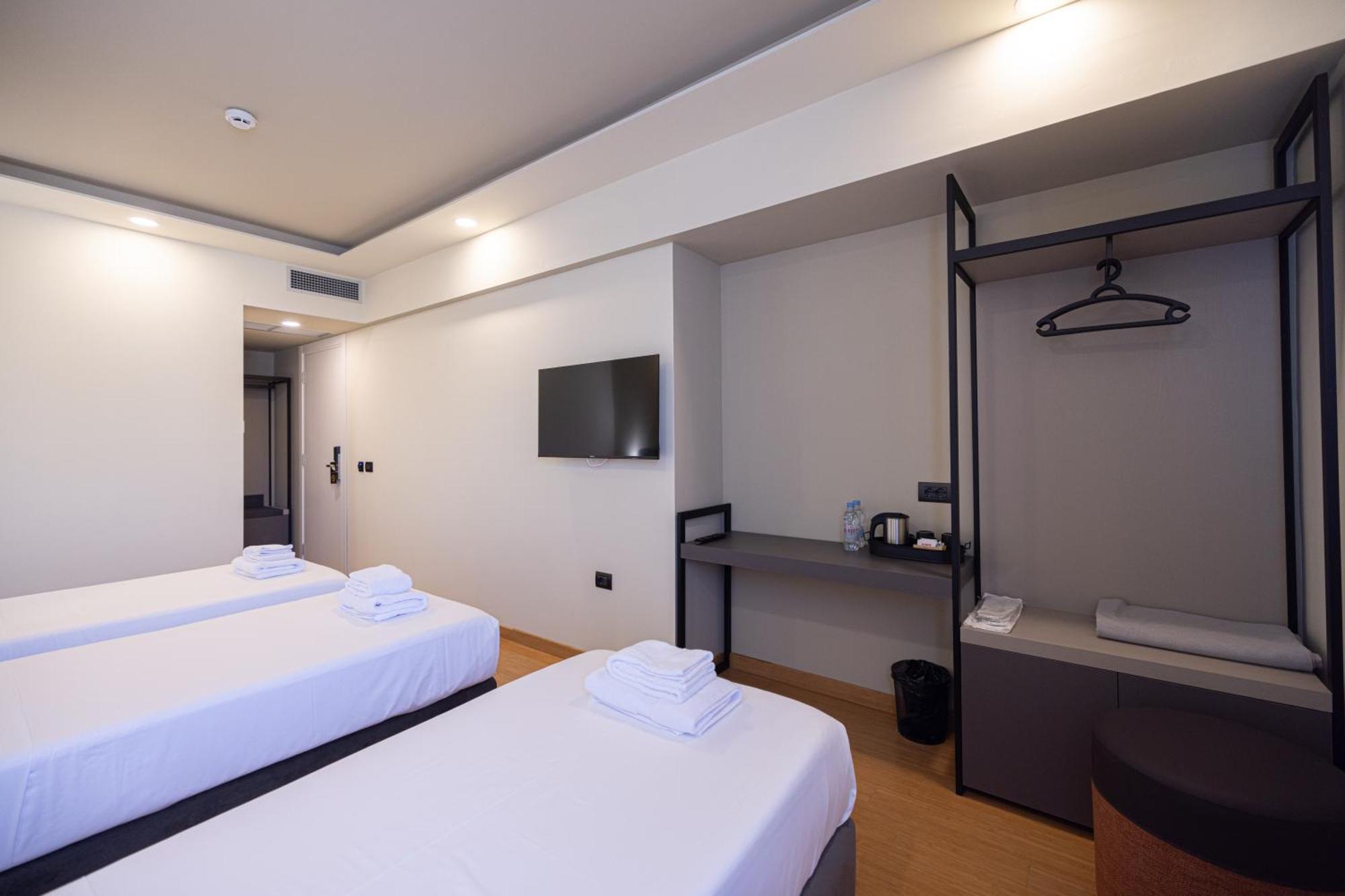 Green Boutique Hotel Vlorë Extérieur photo