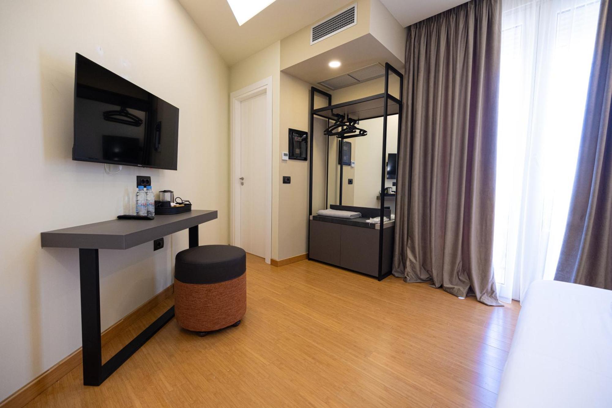 Green Boutique Hotel Vlorë Extérieur photo