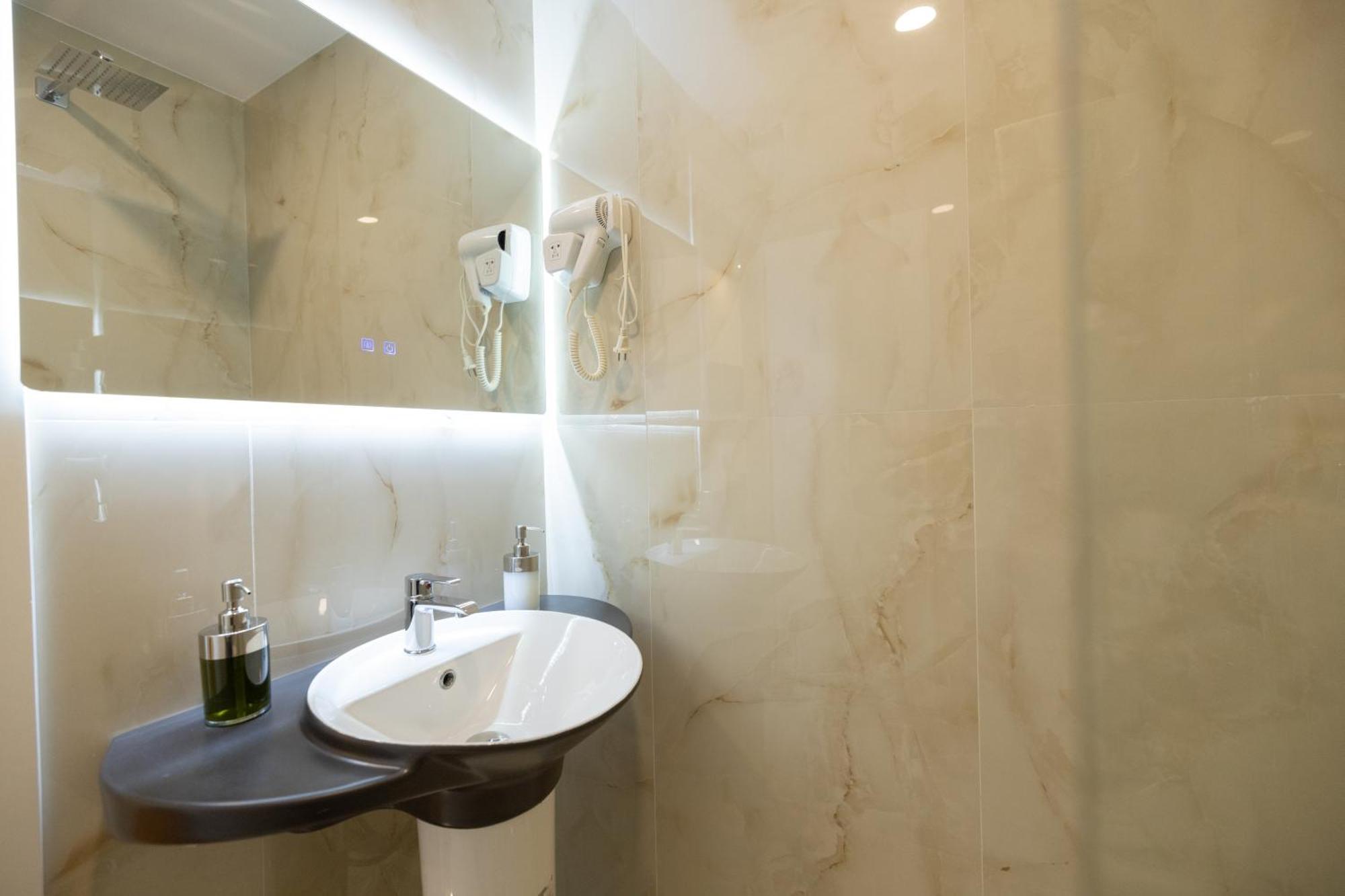 Green Boutique Hotel Vlorë Extérieur photo